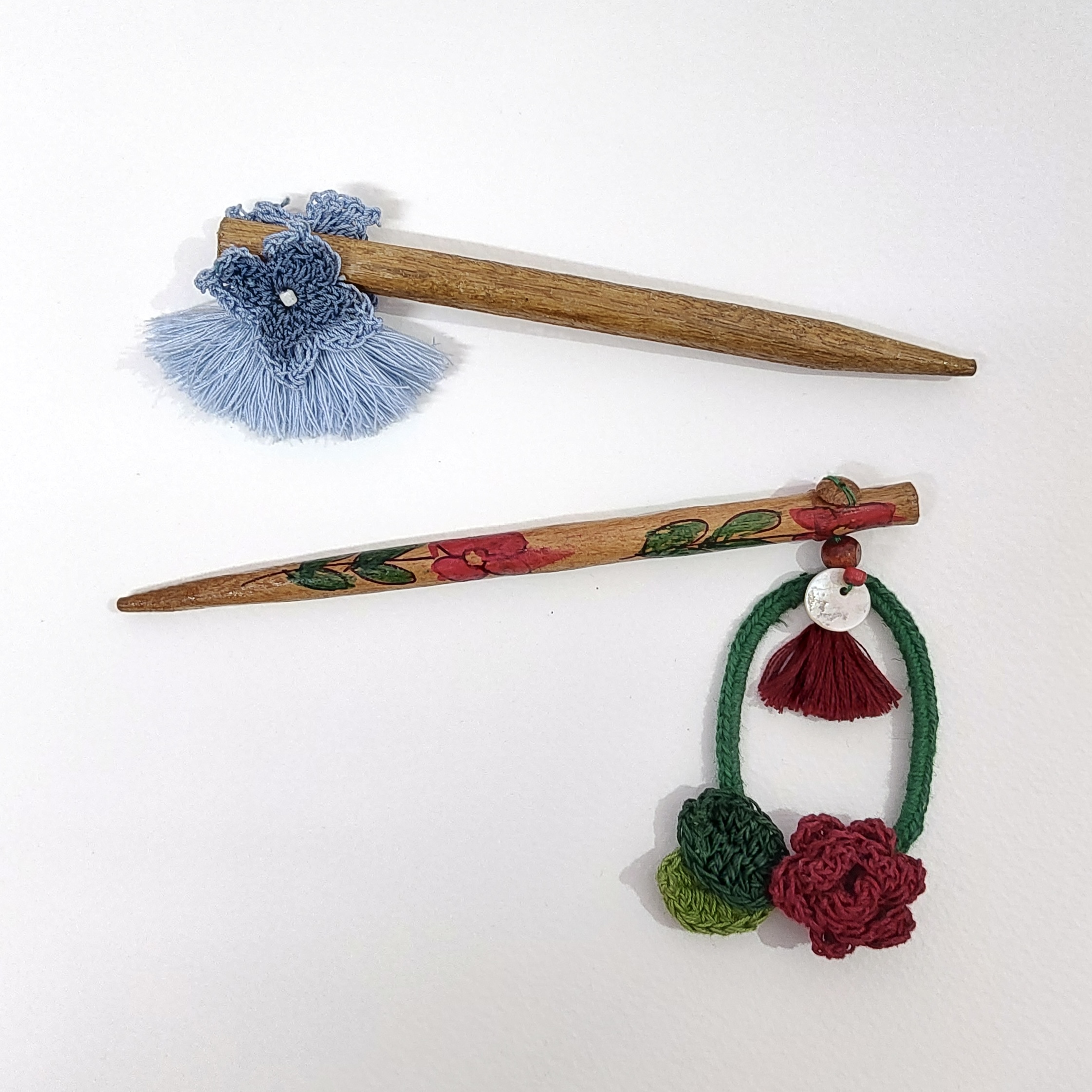 Ikriit'M Set of Rose & Hydrangea Hair Sticks