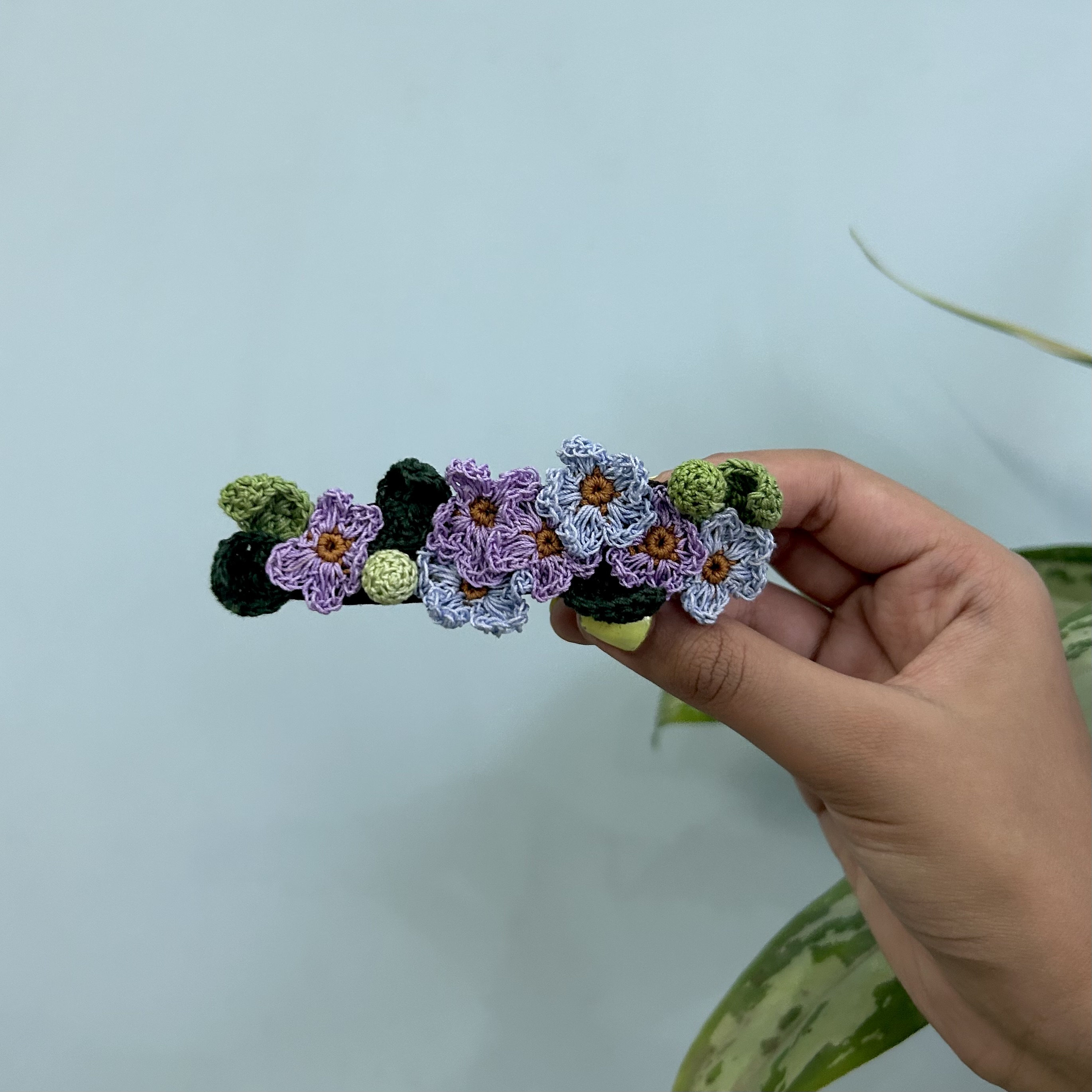 Ikriit'M Blue Daisy Hair Clip