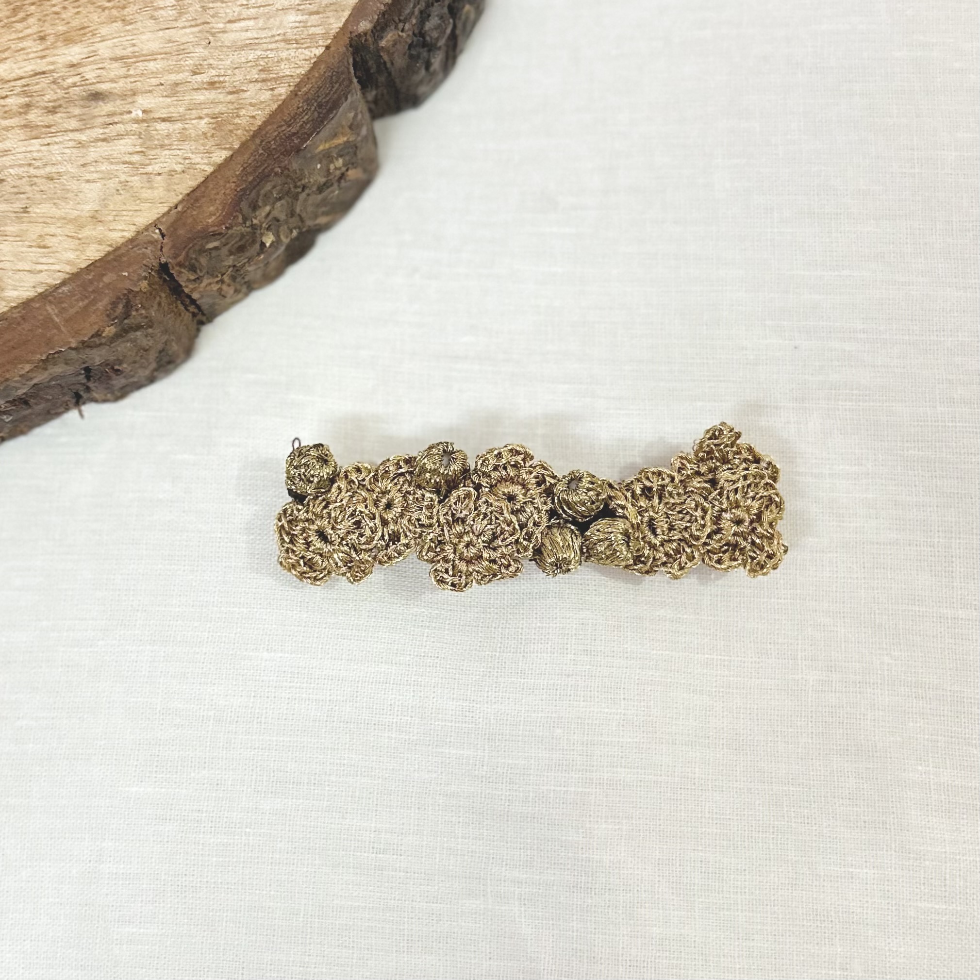 Ikriit'M Golden Flowers Hair Clip