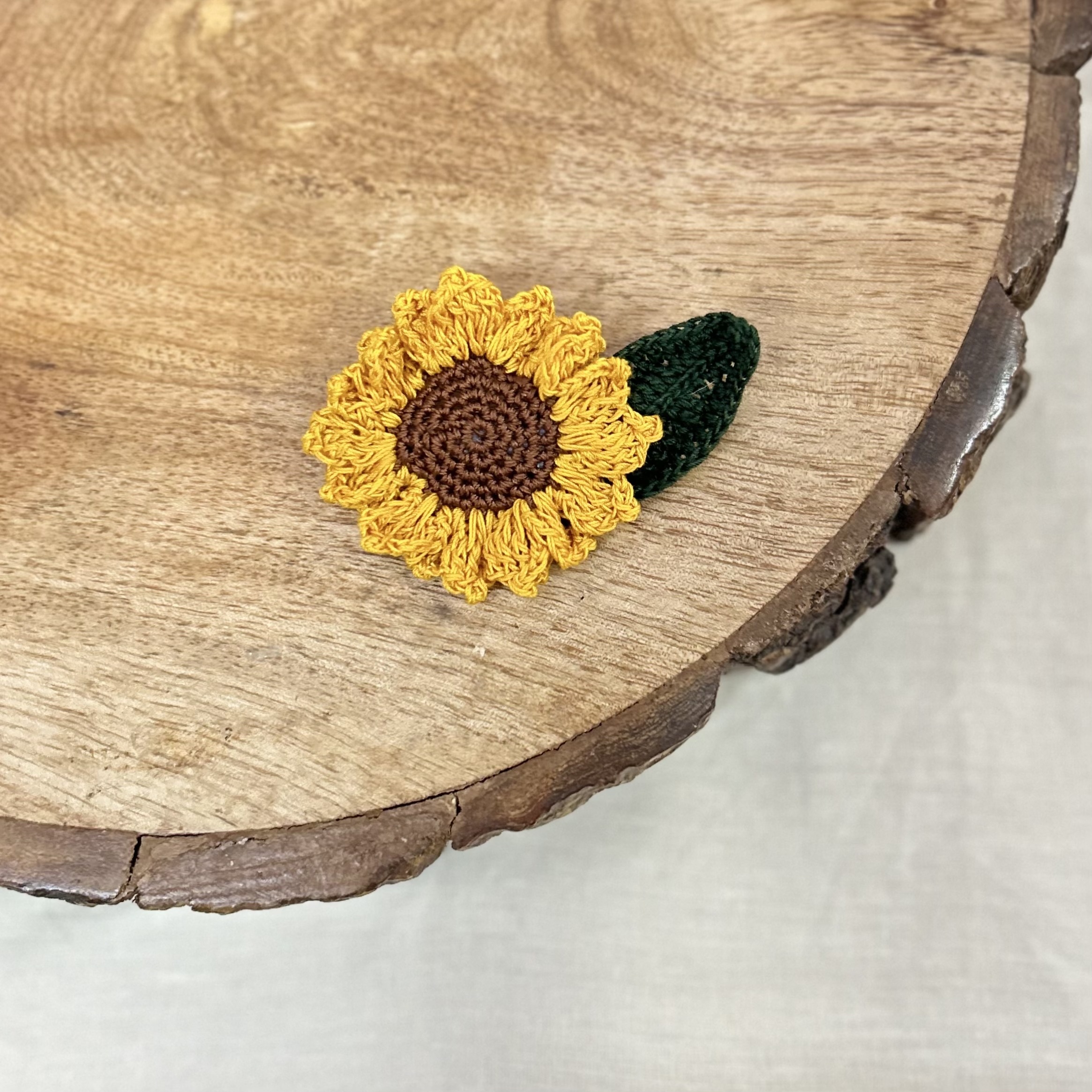 Ikriit'M Sunflower Hair Clip