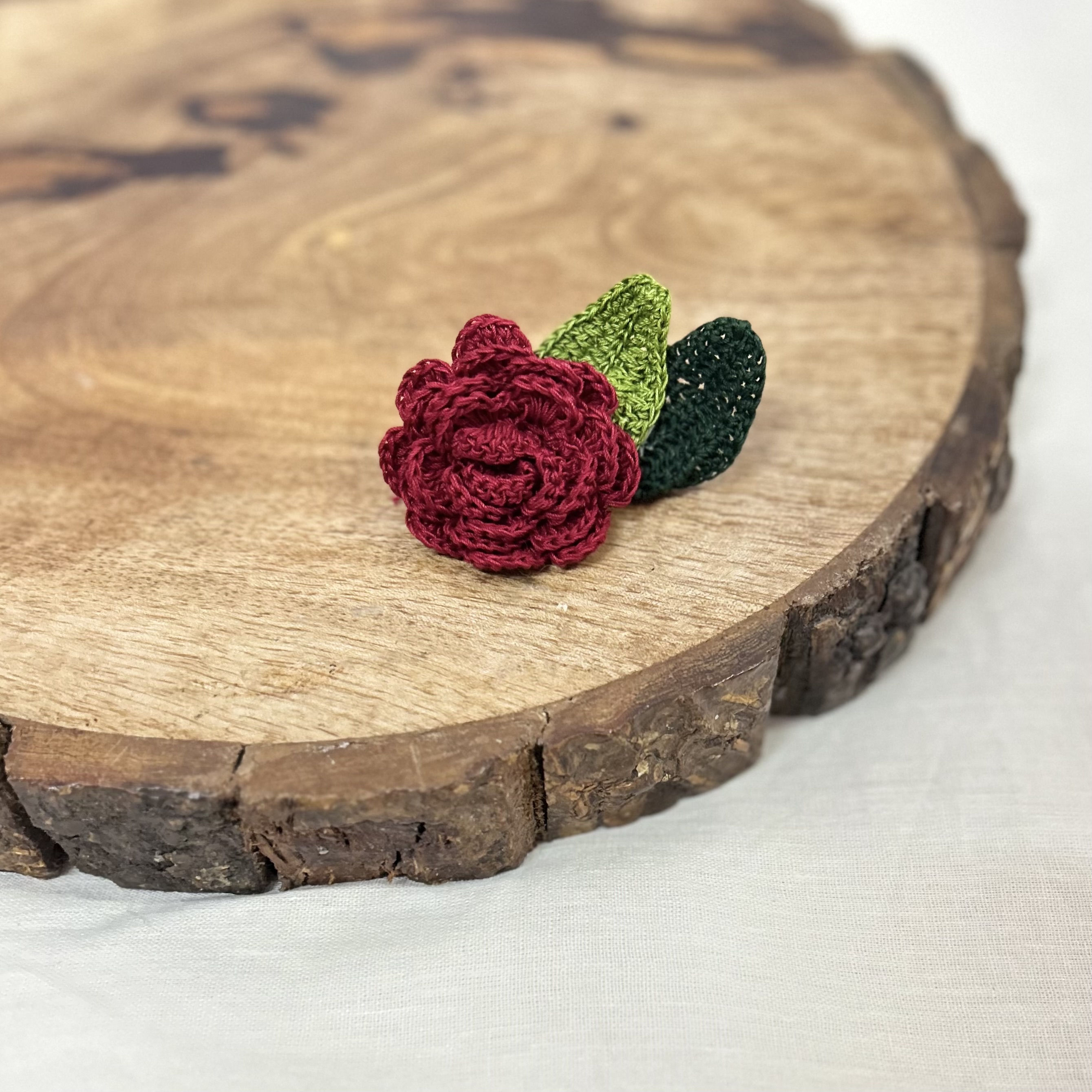 Ikriit'M Rose Hair Clip